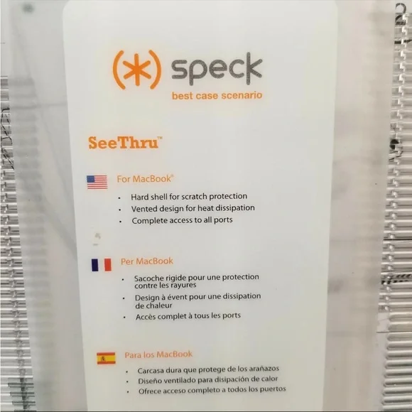 Speck see true clear 13 MacBook cases - Picture 3 of 6